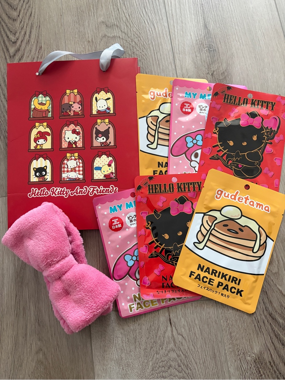 Sanrio Hello Kitty Face Sheet Mask Pack of 6 and Headband